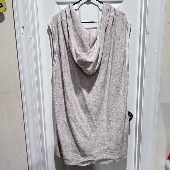 Women’s Between Me & You Hooded Cardigan. Size S. - Picture 3 of 4